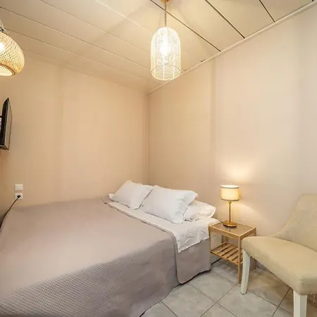Gaia Residences 아르고스톨리온