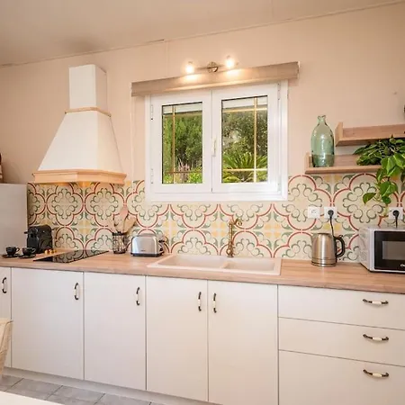 Gaia Residences With Lush Garden And Pool * Argostoli (Kefalonia)