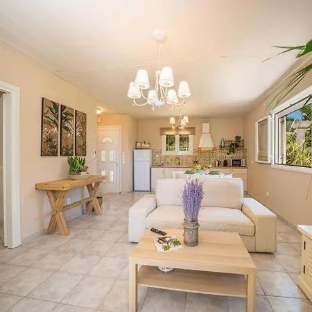 Σπίτι διακοπών Gaia Residences With Lush Garden And Pool Αργοστόλι