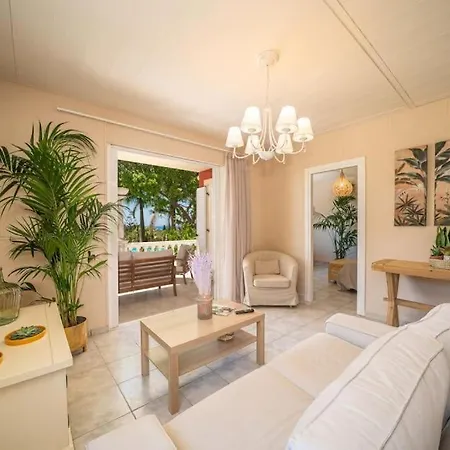 Gaia Residences With Lush Garden And Pool * Αργοστόλι