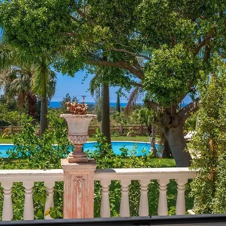 Gaia Residences Nyaraló